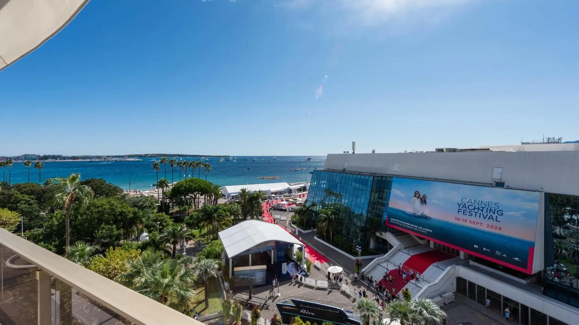 1-Br Apartment On The Croisette Palais Des Festivals location